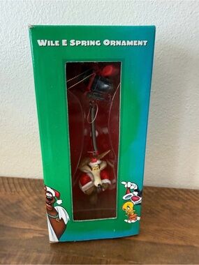 1998 Warner Bros. Studio Store Wile E. Coyote Spring Christmas Ornament
